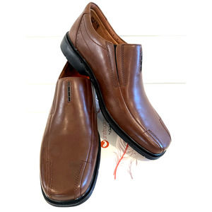 Unstructured by Clarks UN. Sheridan Marron Men’s Brown Shoes Loafers Size 12 M